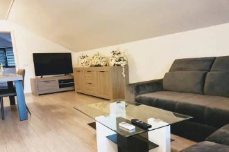 Inchiriez apartament