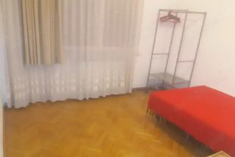 Inchiriere ofer o camera in Chirie unui salariat student nefumat,in Tractorul