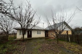 Casa de vanzare