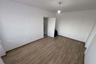 Apartament 3 camere zona City Park Mall