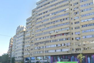 Apartament cu 3 camere decomandat in Colentina