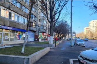 Spatiu comercial, 98 mp in Dristor