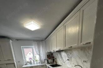 Vand apartament 3 camere decomandat