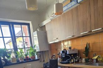 De vanzare apartament cu 2 camere etaj 1 cartier Toscana amenajat loc de parcare in CF
