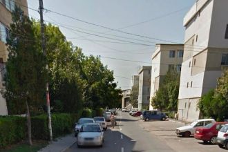 Apartament cu 2 camere decomandat in Central