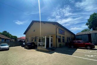 Spatiu comercial, 480 mp in Central