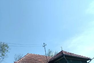 Vand casa in sat Tentea