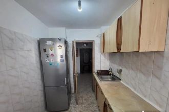 1 camera in zona Garii