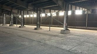 Spatiu industrial, 2200 mp in Bratianu