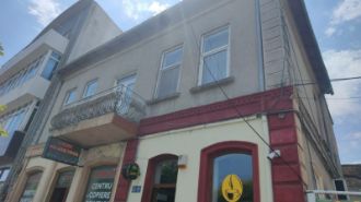 Apartament cu 4 camere decomandat in Ultracentral