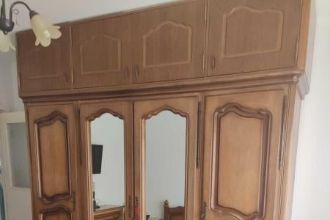 Apartament cu 3 camere decomandat, mobilat in Capitol