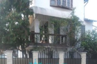 11 Camere | Republicii | Curte | Centrala | Locuri Parcare
