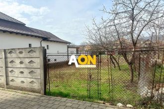 Teren Constructii intravilan de 704 mp, in Cetate