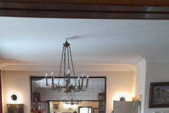 Penthouse cu 6 camere semidecomandat in P-ta Sfantul Stefan