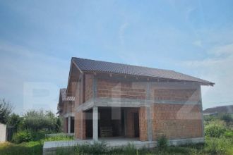 Casa individuala cu 4 camere in Ampoi 1
