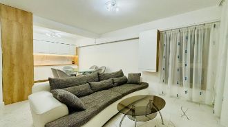 Apartament cu 3 camere decomandat in Valea Borcutului