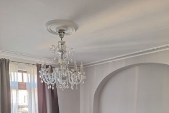 Apartament cu 3 camere decomandat in P-ta Romana
