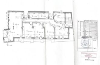 Apartament cu 5 camere semidecomandat in Unirii