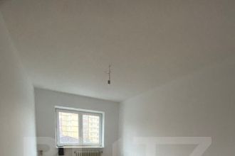 Apartament cu 3 camere decomandat in George Enescu