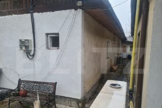 Casa individuala cu 4 camere in Central
