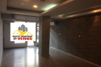 Spatiu comercial, 52 mp in Central