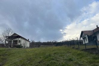 Teren intravilan str.Merilor, POT 40 %