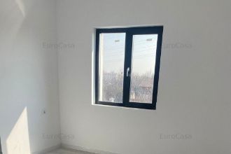 2 camere cartier Trivale etaj 1 bloc nou