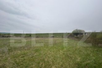 Teren extravilan, de vanzare, 1400 mp, zona Partos