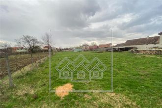 Teren intravilan de , 1260 mp, Avrig