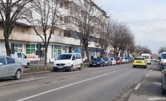 Spa?iu comercial central de vanzare