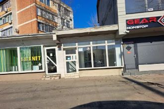Inchiriez spatiu comercial