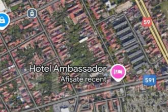 Casa langa hotel Ambassador, teren 453mp