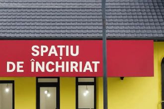 Spatiu Ultra central !!! Spa?iu comercial de inchiriat 100 m + anexe NASAUD