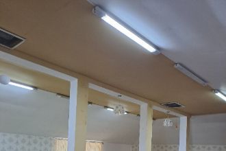 Spa?iu Comercial central