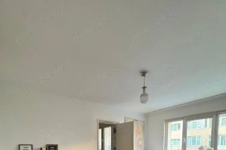 vand apartament