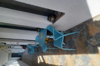 Se vinde garsoniera, 25mp centru Techirghiol aproape 3 minute pana la loc.Acteke la zi .Parcare in