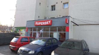Spatiu comercial e vanzare Piata Resita 350000 Euro